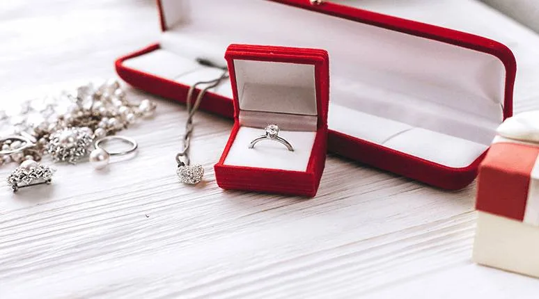 Colucci’s Jewelers about